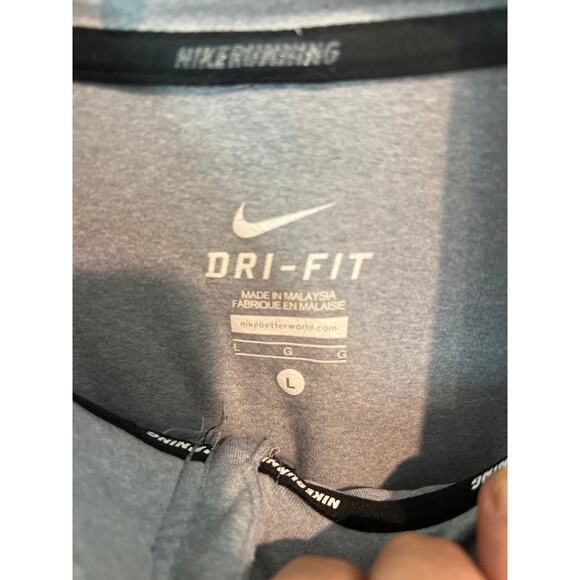 Nike Dri-Fit size large gray 1/4 zip pullover top - Picture 2 of 3
